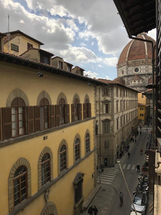 3 Perle All'Accademia Apartments Флоренция Экстерьер фото